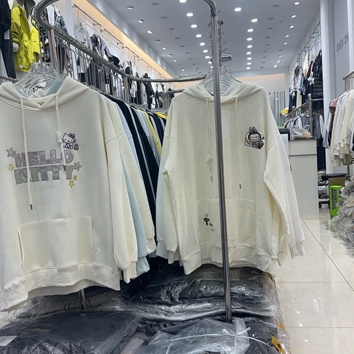 2辰辰童装批发【各种高端尾货衣服喜欢的根据编码下单