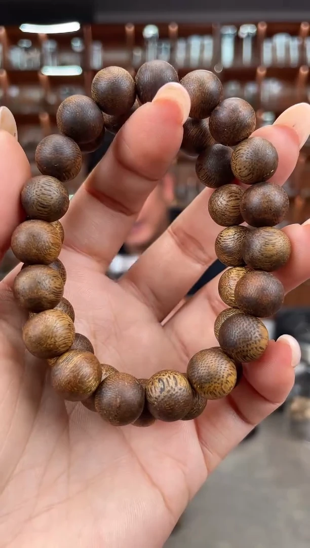 【闪购商品】沉香手串20号老料国香绿奇楠多样性发一条