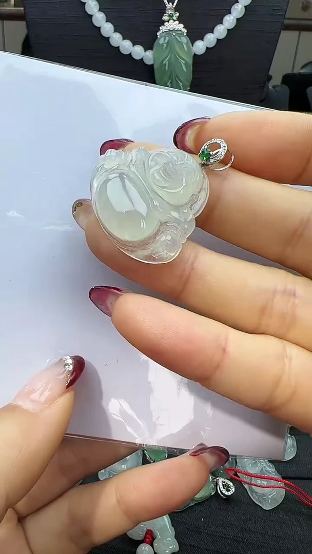 【闪购商品】翡翠颈饰18K金镶嵌佛公