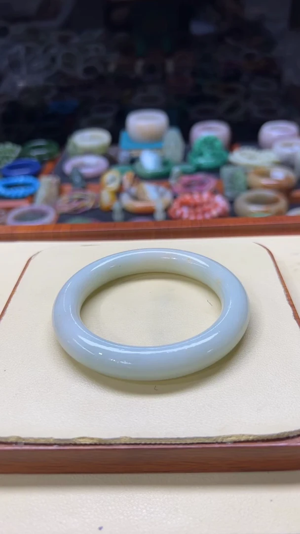 未镶嵌手镯石英质玉常*树213