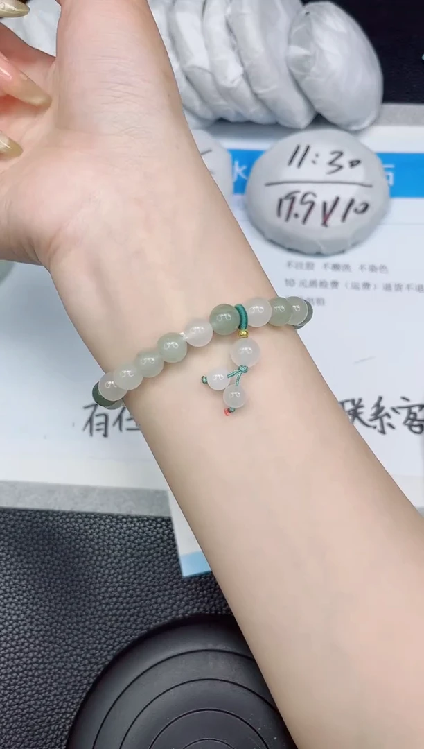 石英质玉手镯未镶嵌手串