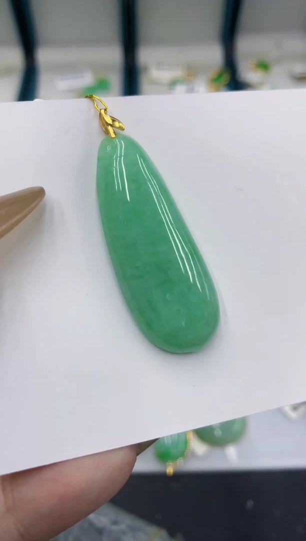 颈饰未镶嵌翡翠111111