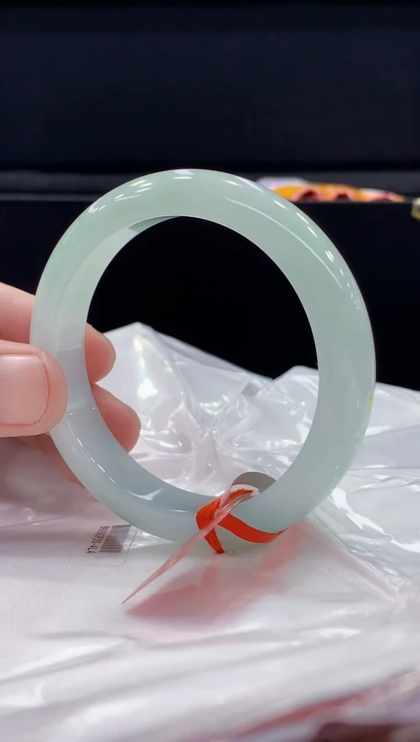 未镶嵌手镯翡翠翡翠手镯