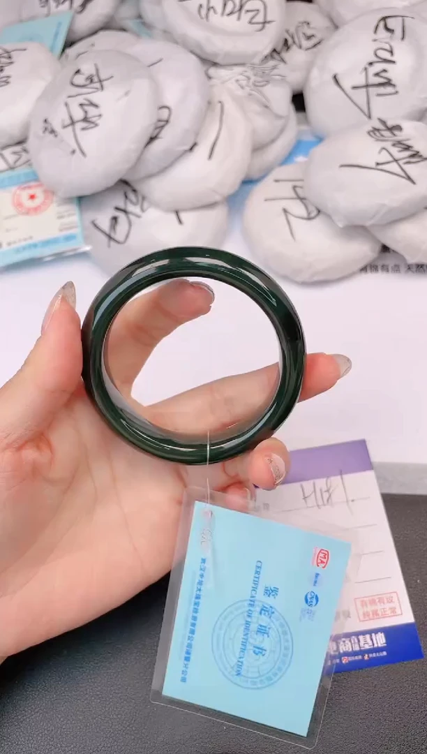 和田玉手镯未镶嵌8H181-57+