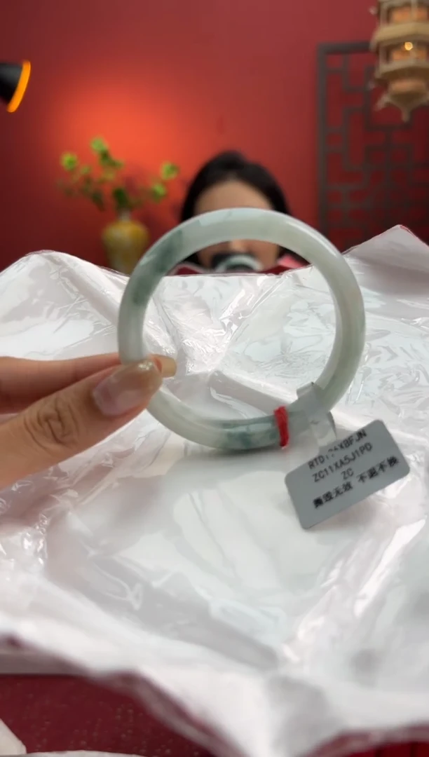 未镶嵌手镯翡翠翡翠手镯3