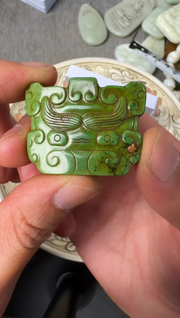 未镶嵌和田玉摆件88888