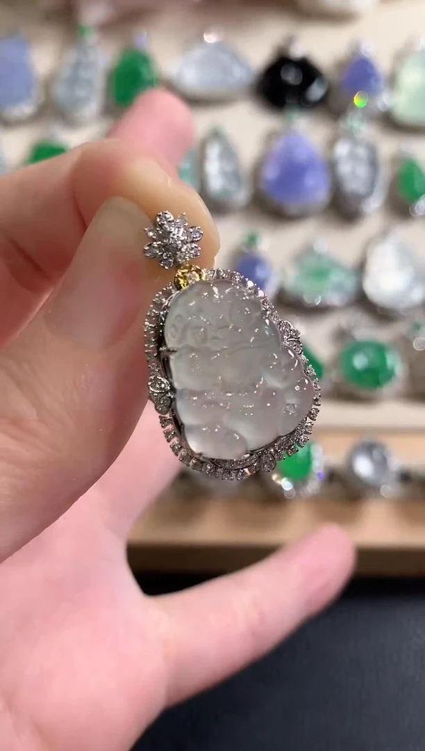 吊坠(不含链)18K金镶嵌翡翠冬日珠宝W25