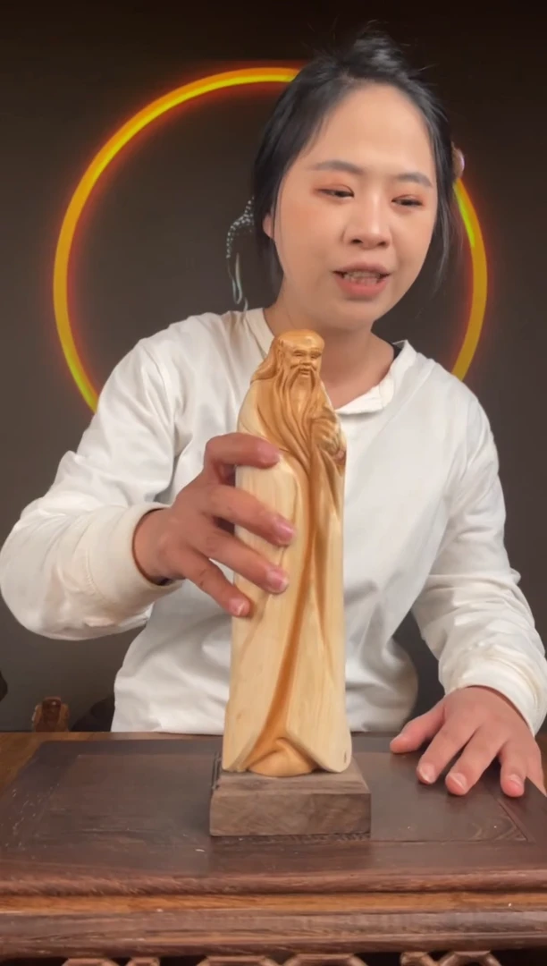 【闪购商品】柏木（崖柏）手工摆件,先抢先得!