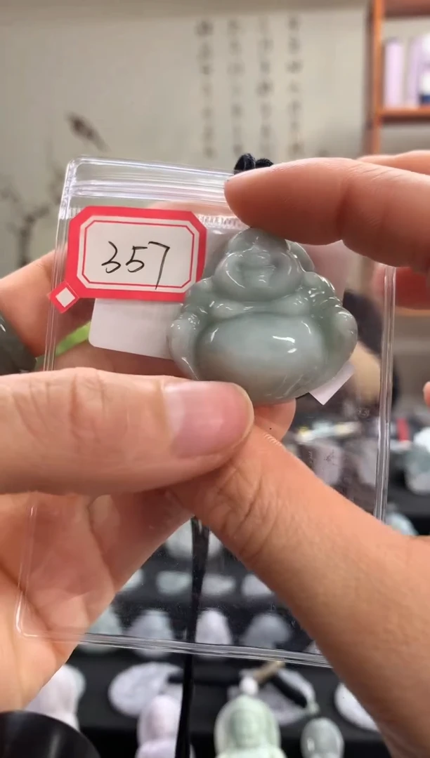 【闪购商品】翡翠颈饰未镶嵌佛公357