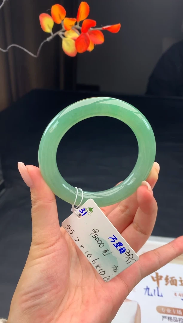 未镶嵌手镯翡翠翡翠自带#送人#，假一赔三