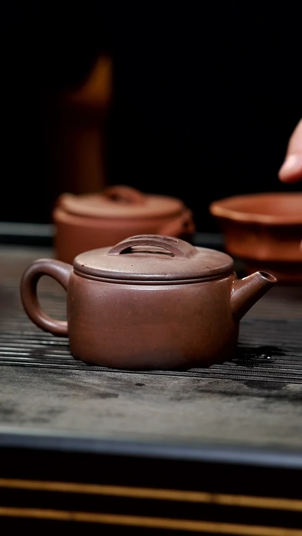 【闪购商品】紫砂茶壶龙血砂柴烧剑流嘴汉瓦170cc