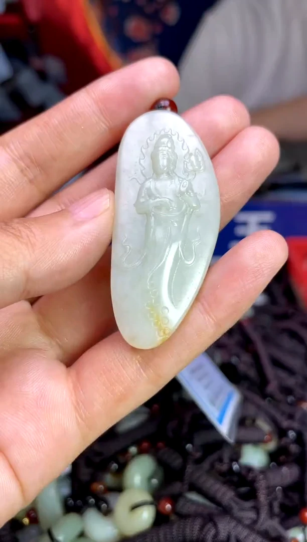 未镶嵌和田玉挂件1