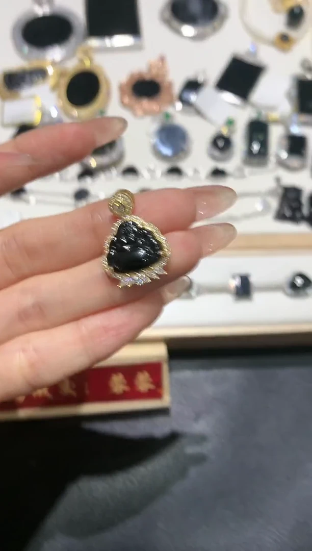 【闪购商品】翡翠吊坠(不含链)银S925镶嵌11多人多样性随机发货1件