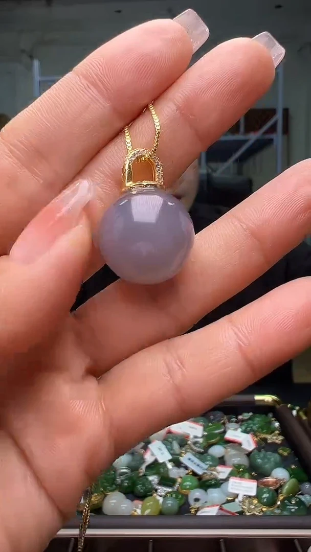 颈饰银S925镶嵌和田玉（多样性发货.发其一)1.04.73