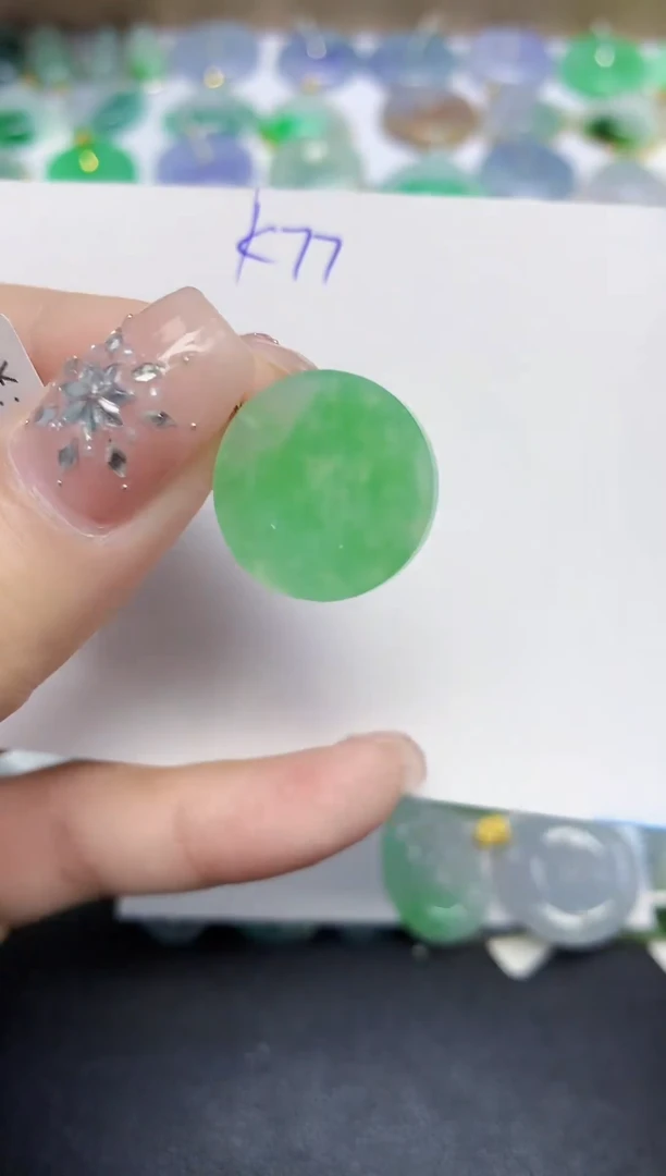 颈饰18K金镶嵌翡翠天然缅甸翡翠A货翡翠百元以上9元证书费自理