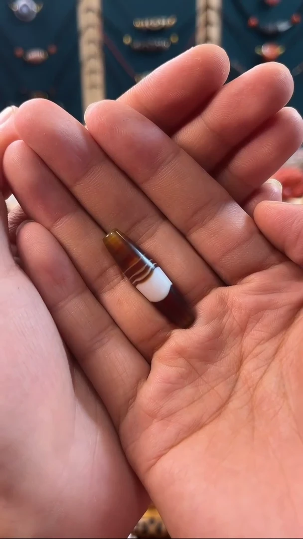 未镶嵌玛瑙/玉髓珠宝奇石熔岩管珠