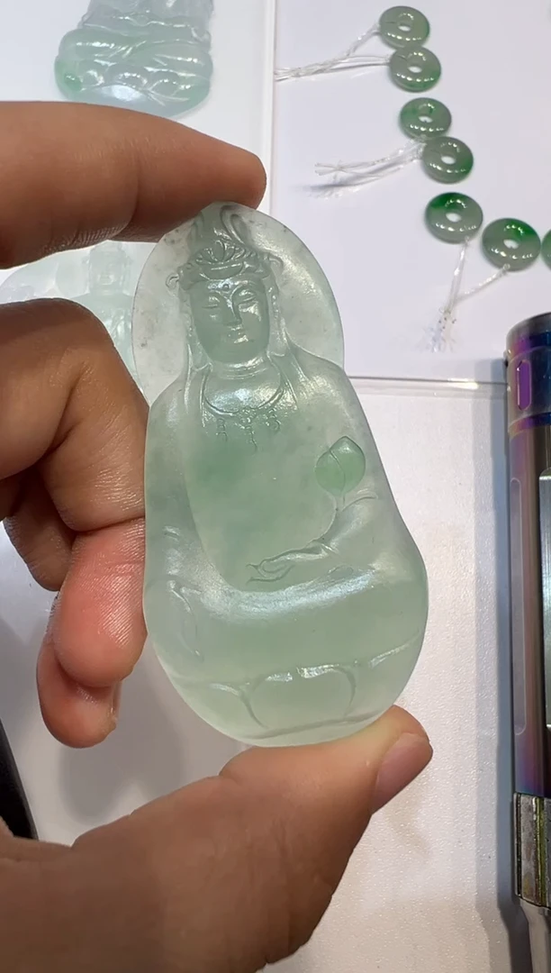 未镶嵌定制翡翠素衣