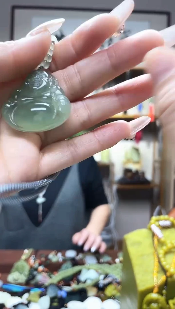 未镶嵌岫玉吊坠·