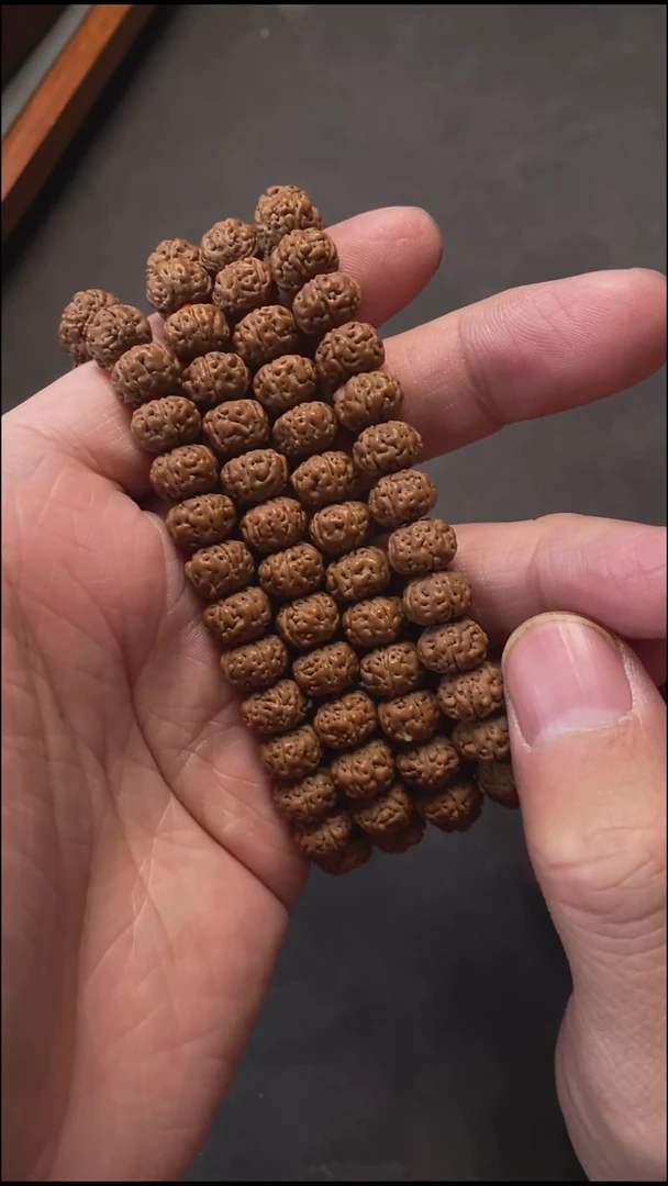 吊坠金刚菩提QA02原桩老树王108（打孔处不挑黄）10mm+