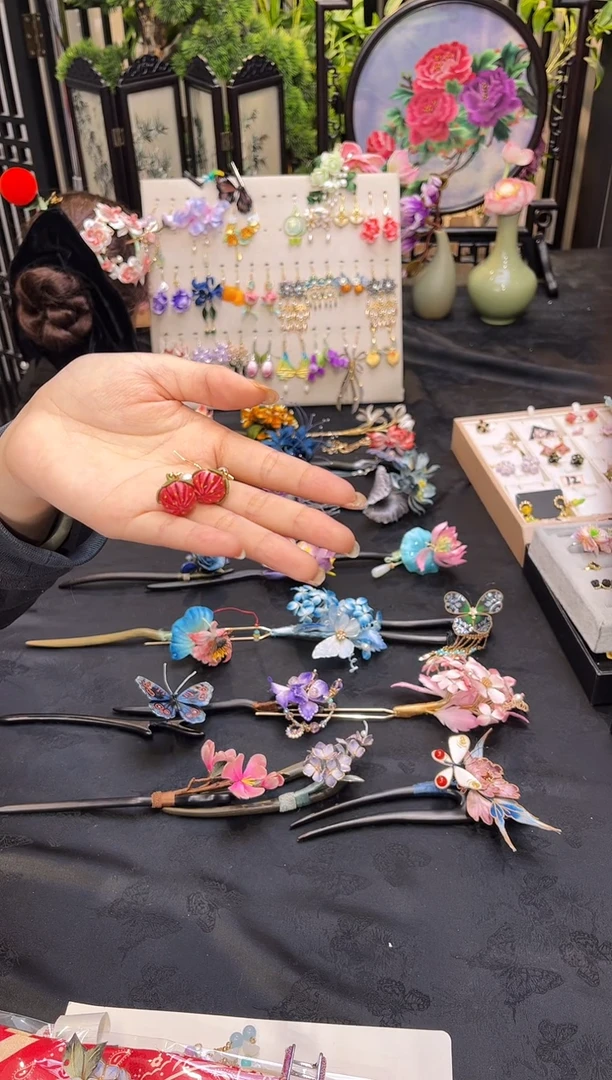 织绣用****1非遗手工苏绣饰品