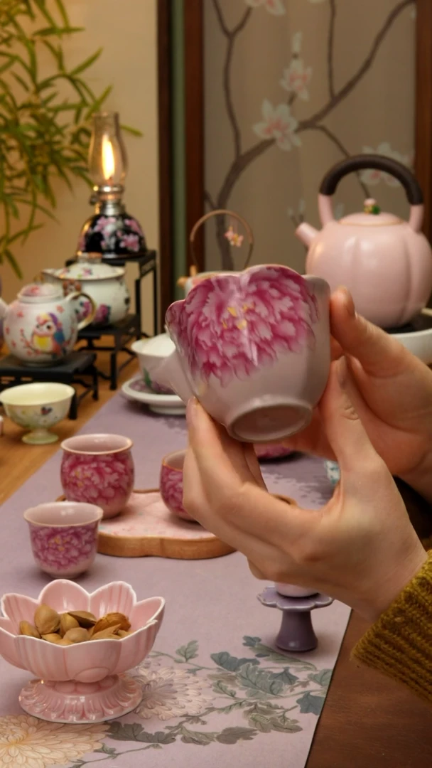 【闪购商品】【领丰茶具福力】粉汝花边手抓壶