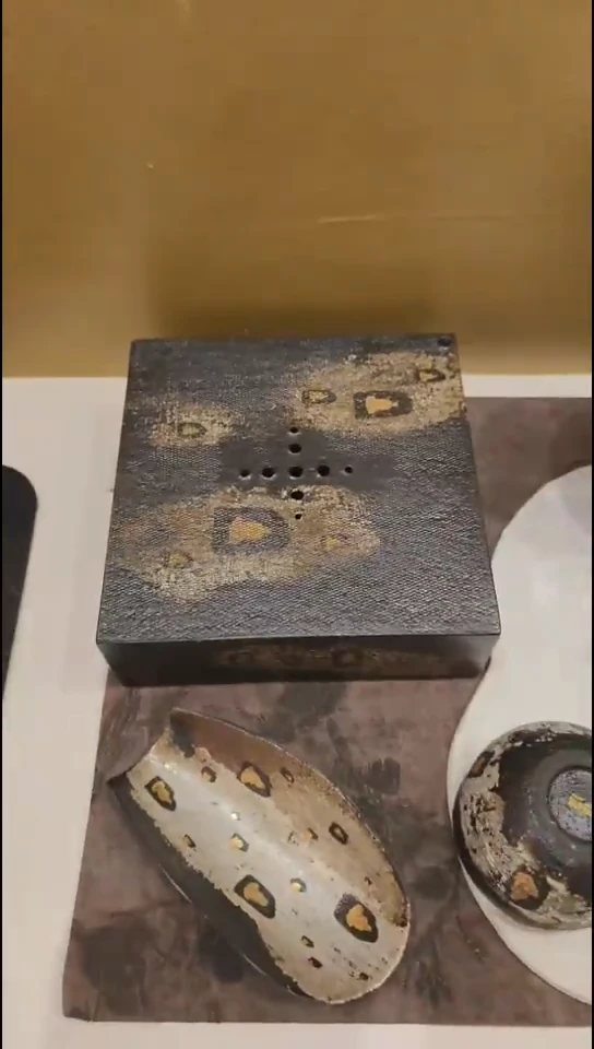 牧渔蓄水壶承千佛描金