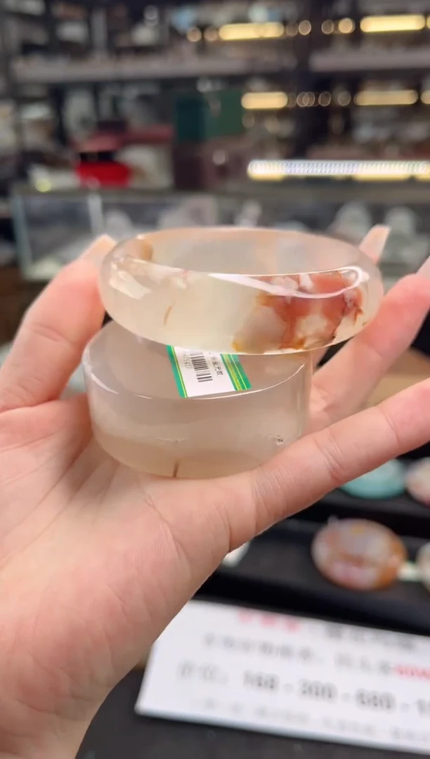 石英质玉手镯未镶嵌62圈口（赠品镯心）6975437