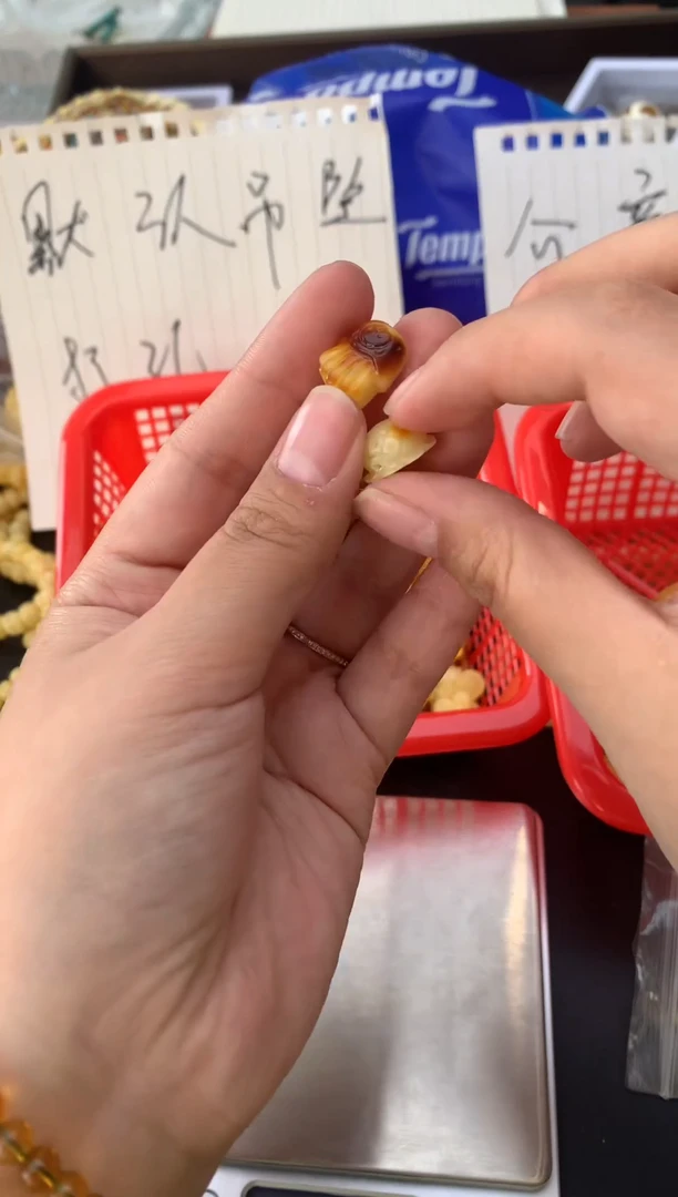 【闪购商品】琥珀珠宝奇石未镶嵌061琥珀蜜蜡 2发一