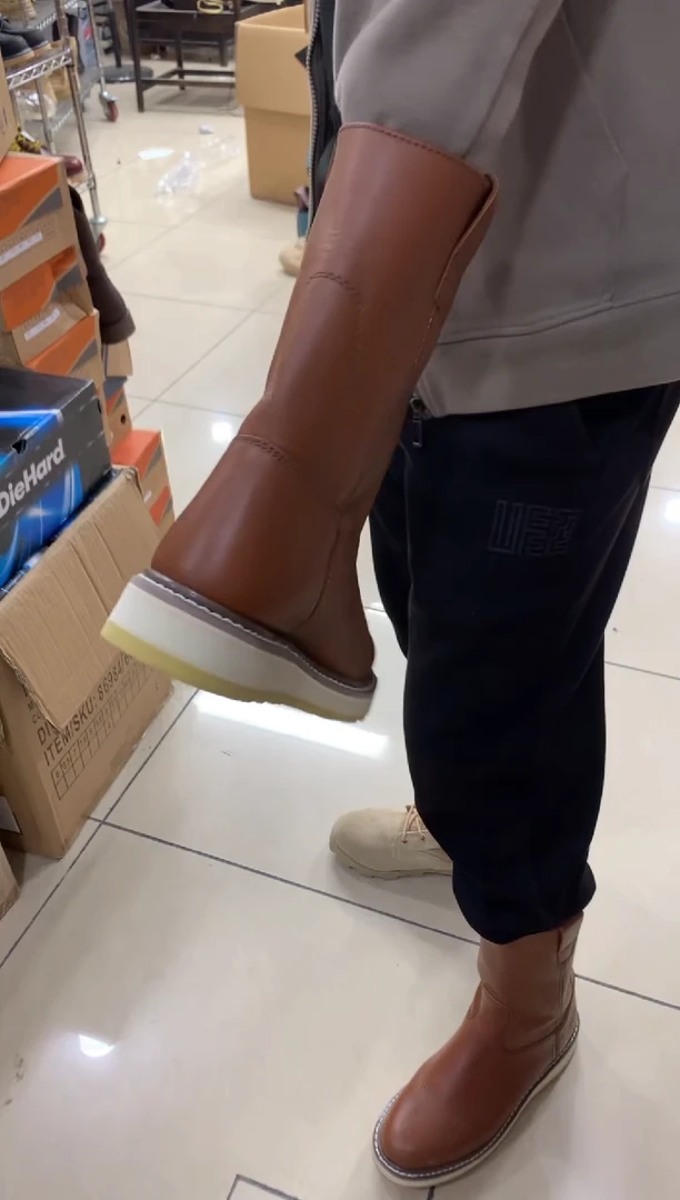 牛皮42.5码，马靴，运动鞋码，建议拍大，筒围较小，小腿粗的不建议拍