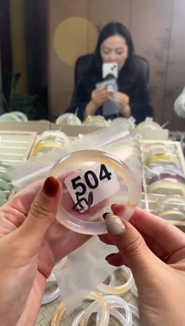 手镯玛瑙/玉髓未镶嵌504
