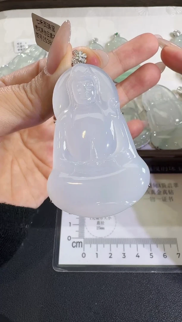 吊坠(不含链)18K金镶嵌翡翠【源头工厂】钻石镶嵌