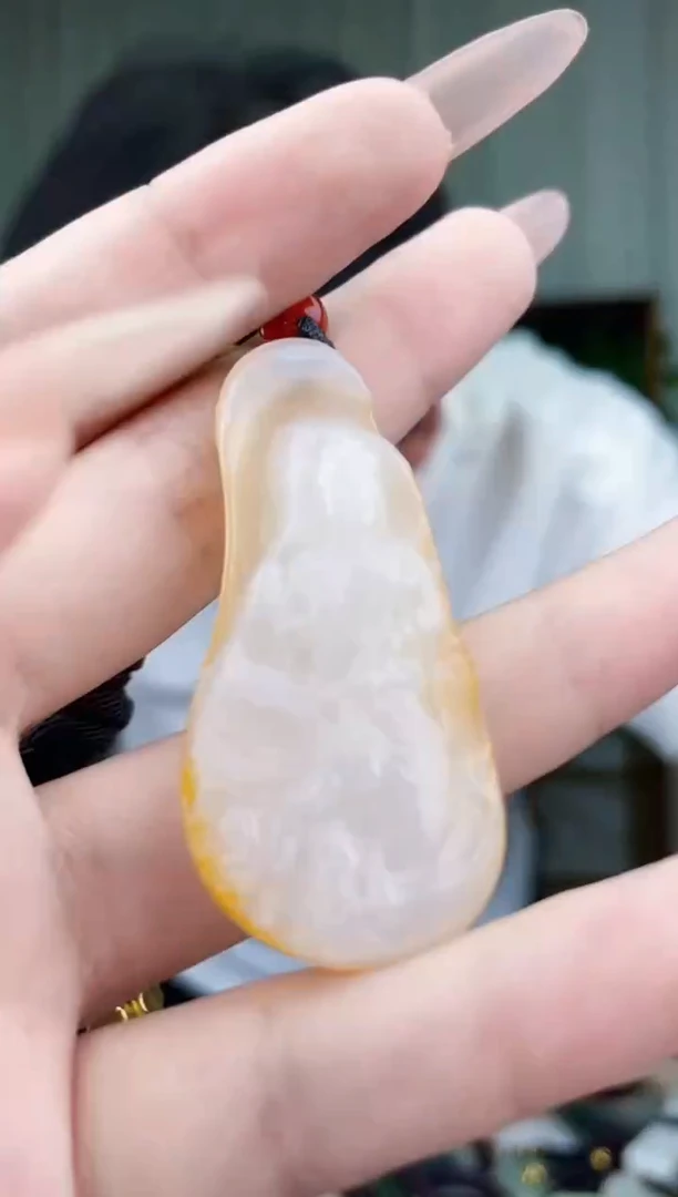 和田玉未镶嵌挂件拍一发一，多样性发货！