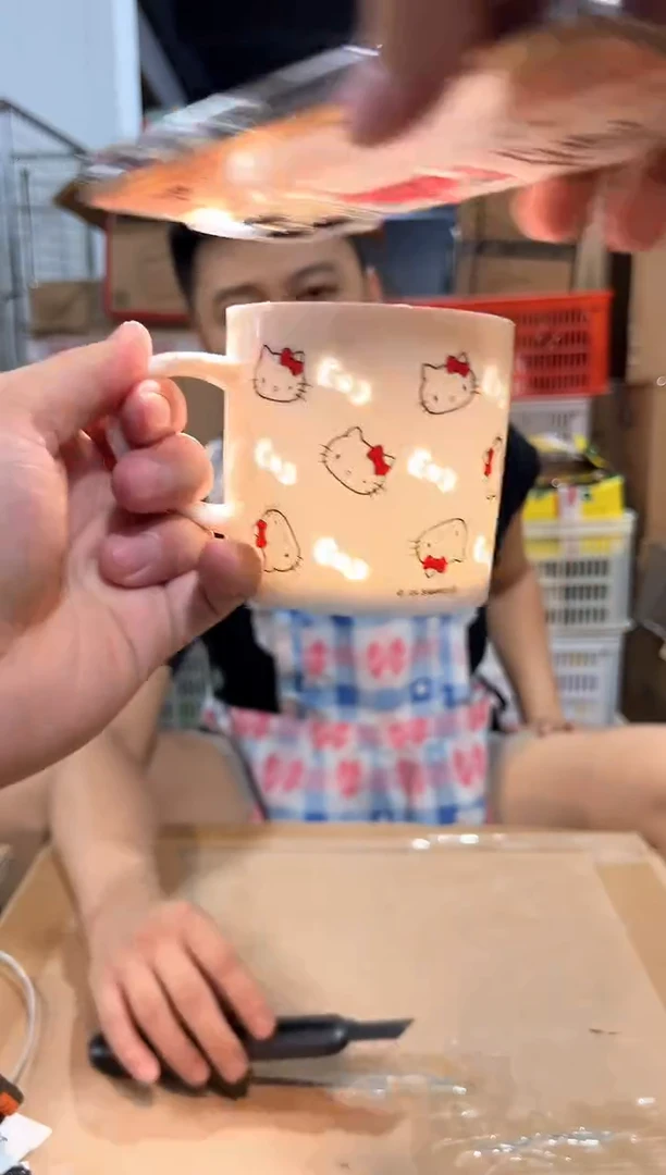 瓷片白色kt猫镂空水杯