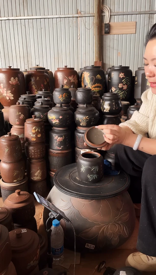 【闪购商品】壶大大瑕疵茶叶罐 黑色100克 883