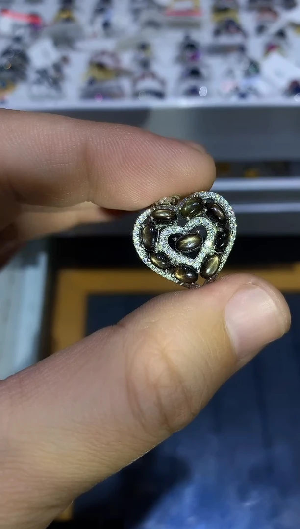 【闪购商品】蓝宝石颈饰银S925镶嵌........