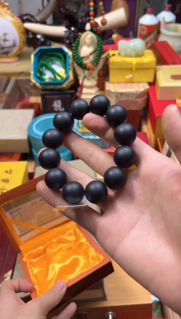 【闪购商品】琥珀裸石未镶嵌-----------------