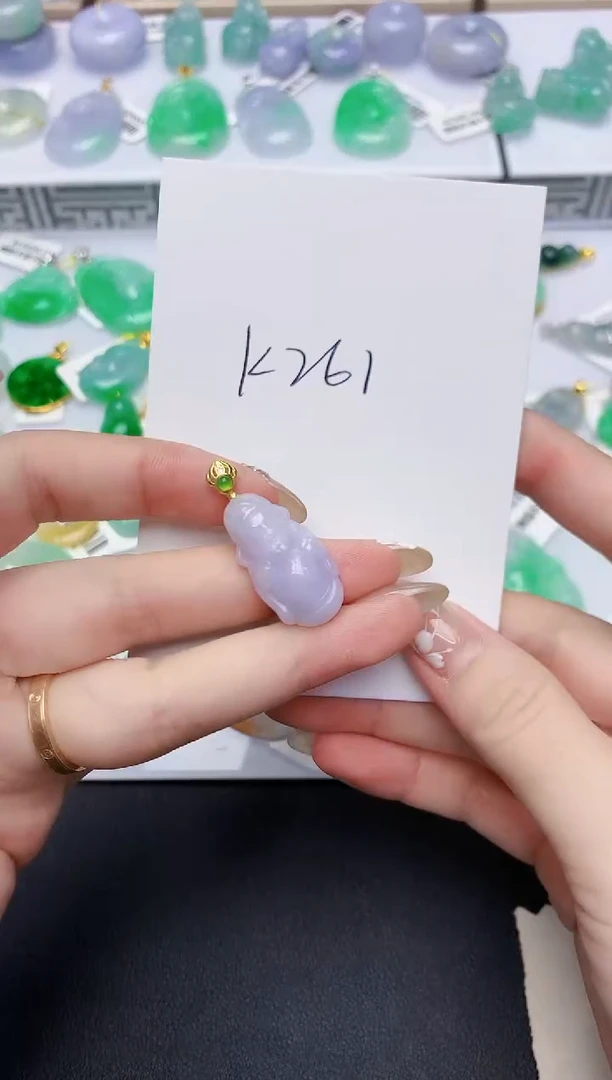 翡翠未镶嵌颈饰天然缅甸翡翠A货