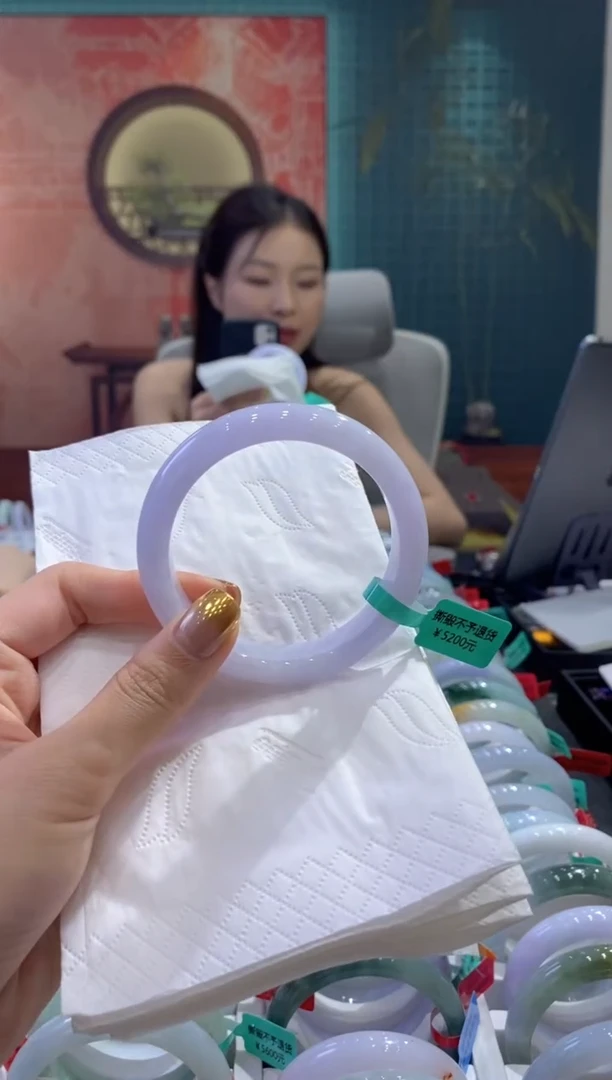 翡翠手镯未镶嵌多人07326