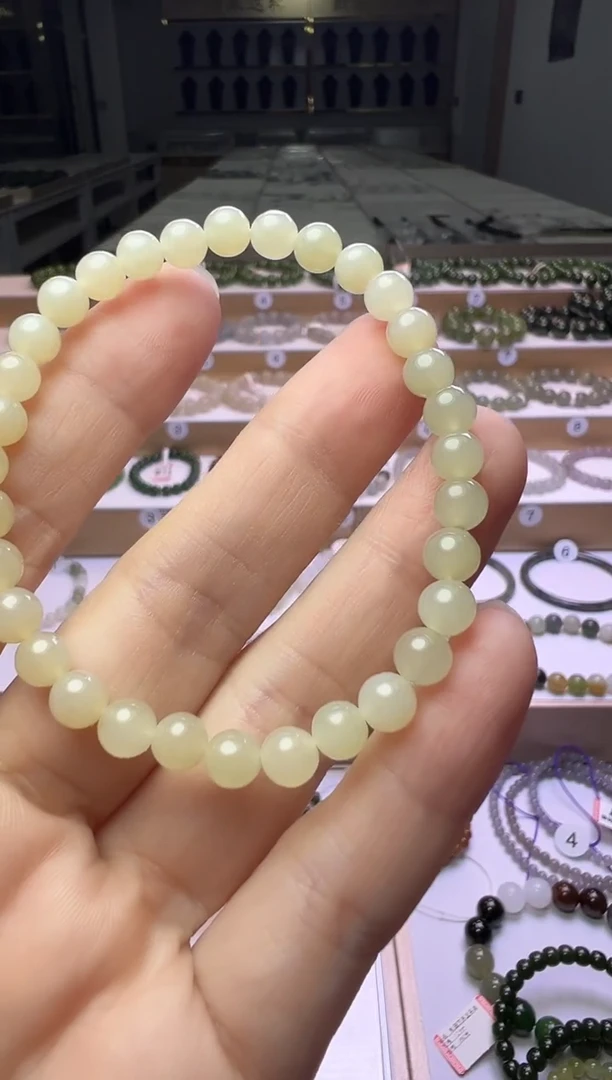 手串未镶嵌和田玉115号卡6mm