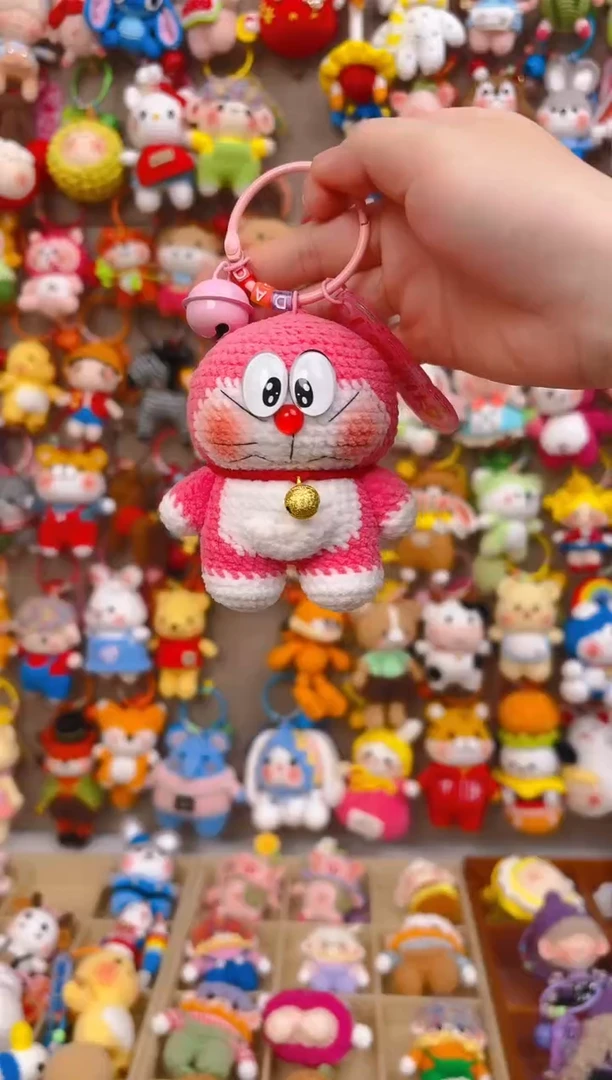 纯手工制作毛线钩织成品粉色哆啦a梦