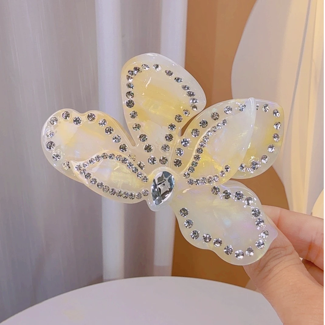 赵露思同款立体三角梅花蝴蝶醋酸抓夹水钻精致气质鲨鱼夹