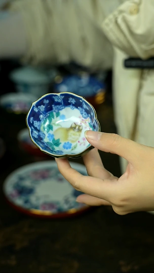 茶具还挺美，蹲下看看！