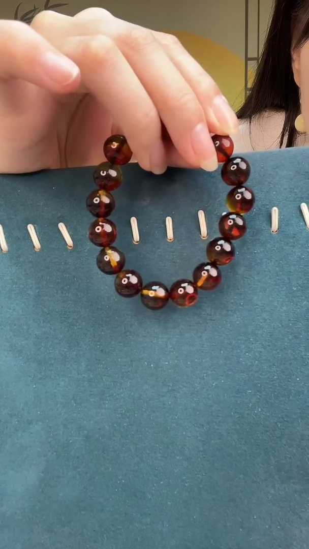 裸石琥珀未镶嵌与***手A2455天然蜜蜡