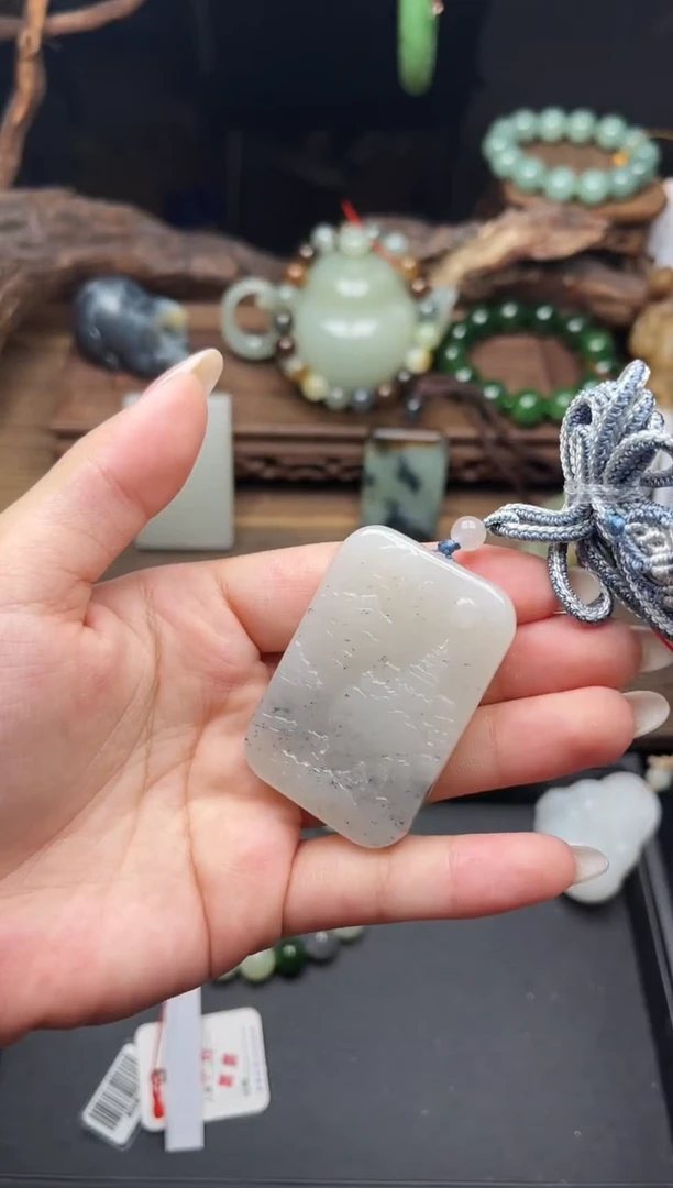 吊坠(不含链)未镶嵌和田玉新疆黑山 山水牌9012878