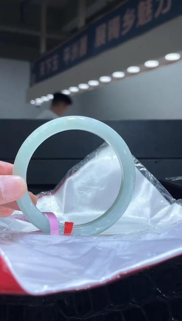 未镶嵌手镯翡翠10