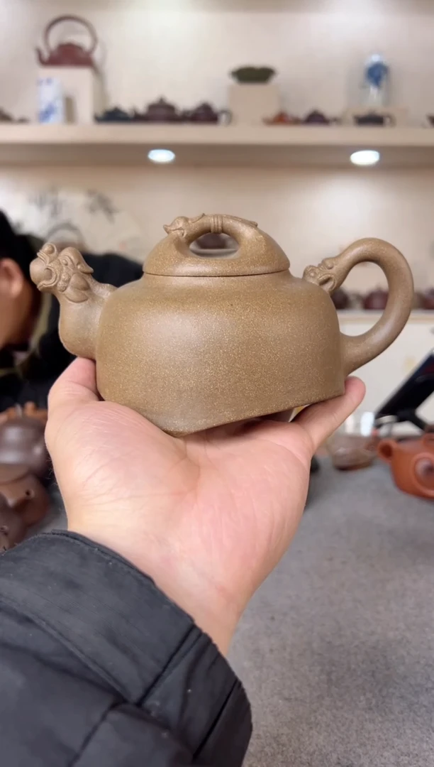 【闪购商品】紫砂茶壶龙行天下 青段 半手工