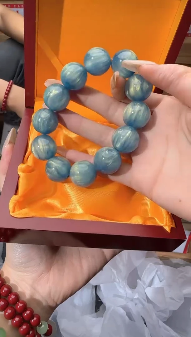 精美手串（无礼盒）