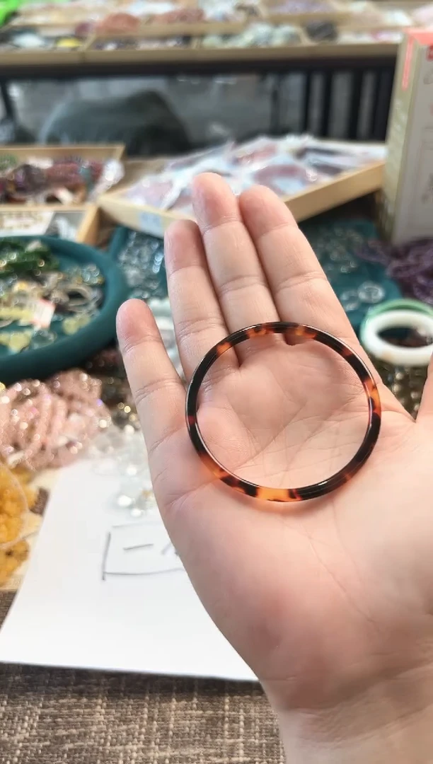 无非金属多样性发一