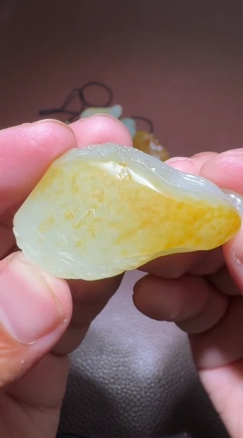 未镶嵌和田玉把件和田玉