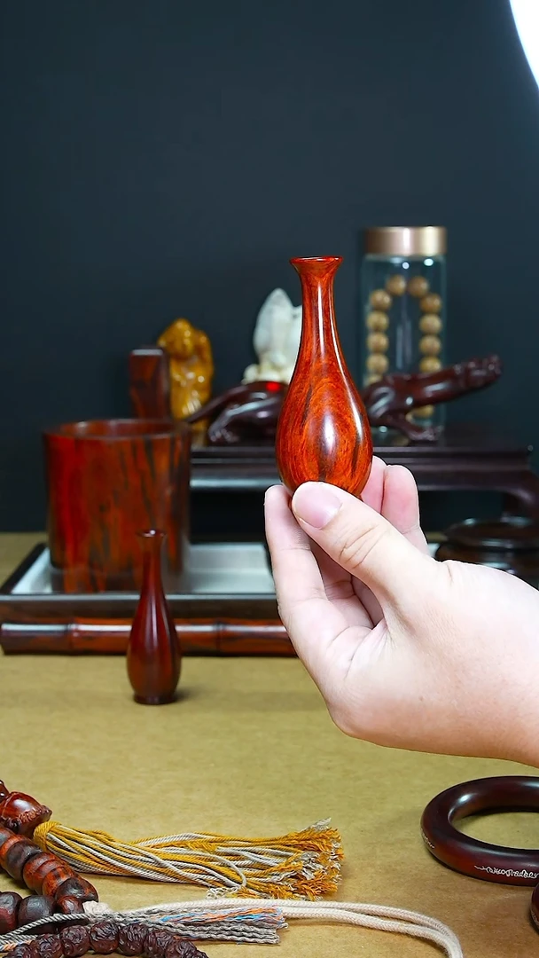 檀香紫檀（小叶紫檀）回***？净水瓶